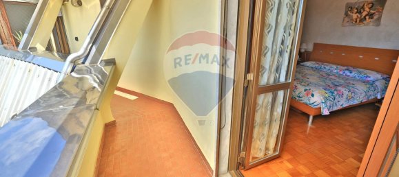 3 rooms Apartment in Baranzate, Italy No. 294832 16