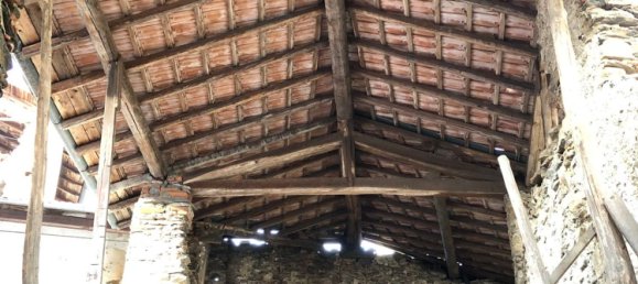 5 rooms House in Montegrino Valtravaglia, Italy No. 184242 4