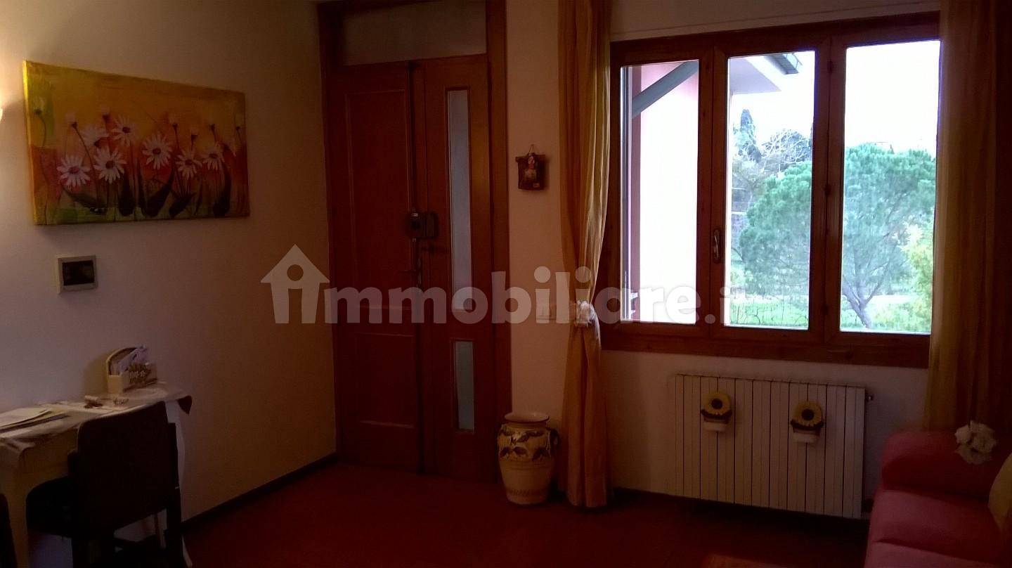 3 bedrooms Penthouse in Vinci, Italy No. 70232