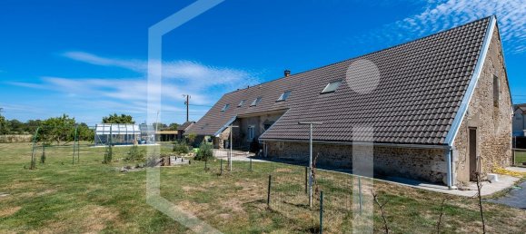 Casa de 3 dormitorios en Briare, France No. 86235 13