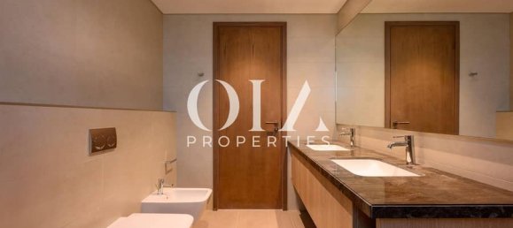 2 bedrooms Townhouse in Abu Dhabi, UAE No. 20121 21