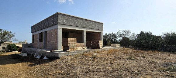 5 bedrooms House in Sannicola, Italy No. 323634 49