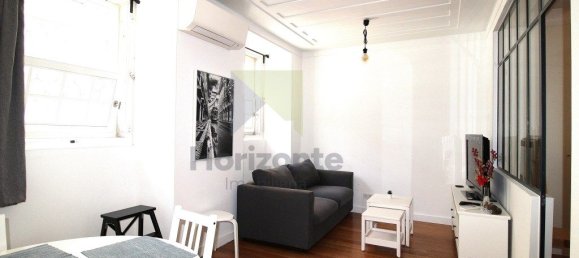 Apartamento de 1 dormitorio en Lisbon, Portugal No. 215869 2