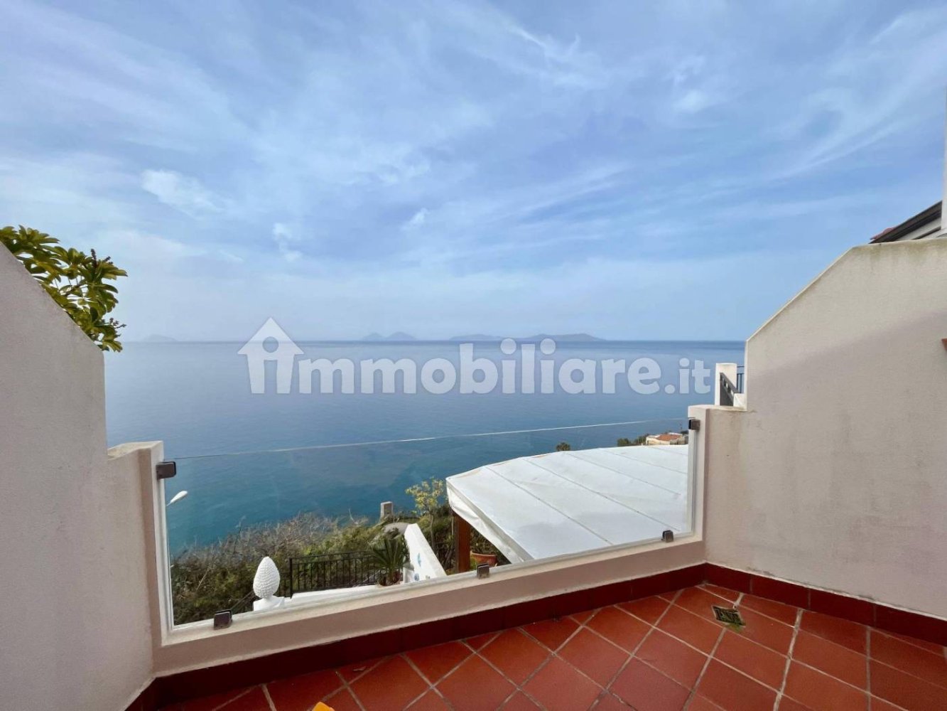 Apartamento de 1 dormitorio en Piraino, Italy No. 211373