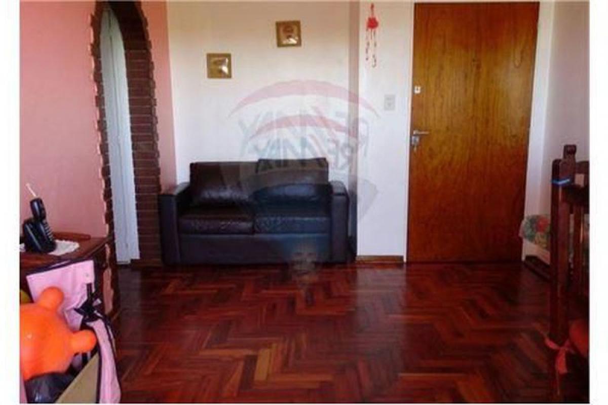 2 bedrooms Apartment in Moron, Argentina No. 54681