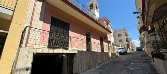 6 rooms House in Pozzallo, Italy No. 230544 15