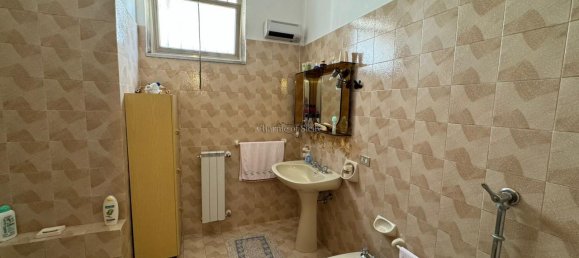 6 rooms House in Pozzallo, Italy No. 230544 10