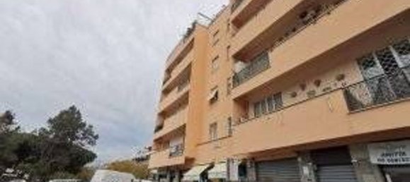 3 rooms Apartment in Rome, Italy No. 171271 6