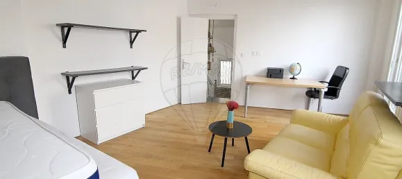 2 bedrooms House in Colombes, France No. 321630 5