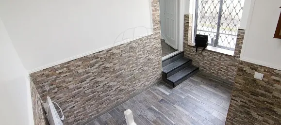 2 bedrooms House in Colombes, France No. 321630 8