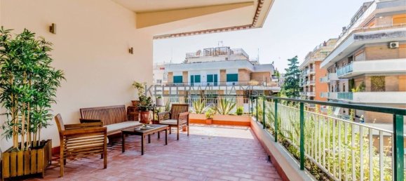 5 bedrooms Apartment in Rome, Italy No. 334923 6