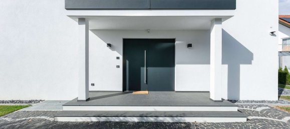 Villa de 6 habitaciónes en Neu-Ulm, Germany No. 214127 4