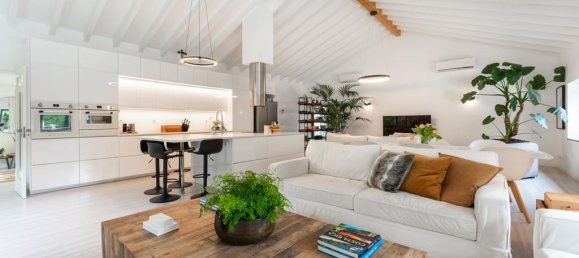 3 bedrooms House in Cascais, Portugal No. 104979 15