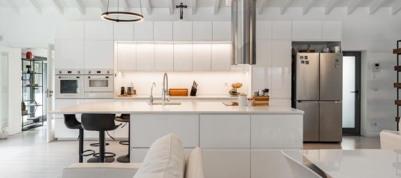 3 bedrooms House in Cascais, Portugal No. 104979 20