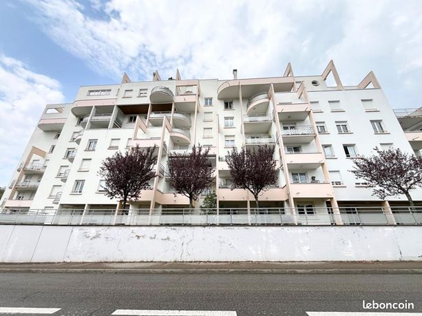 Studio in Besancon, France, Nr. 359426