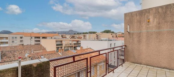 3 Schlafzimmer Wohnung in Aubagne, France, Nr. 195166 9