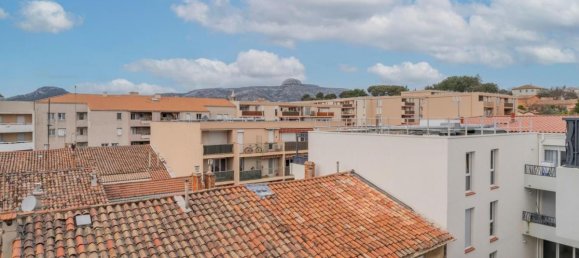 3 Schlafzimmer Wohnung in Aubagne, France, Nr. 195166 11