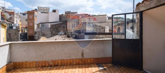 Дом с 1 спальней в Бронте, Италия № 322331 22