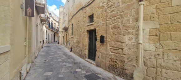 2 chambres Appartement à Lecce, Italy No. 359852 2