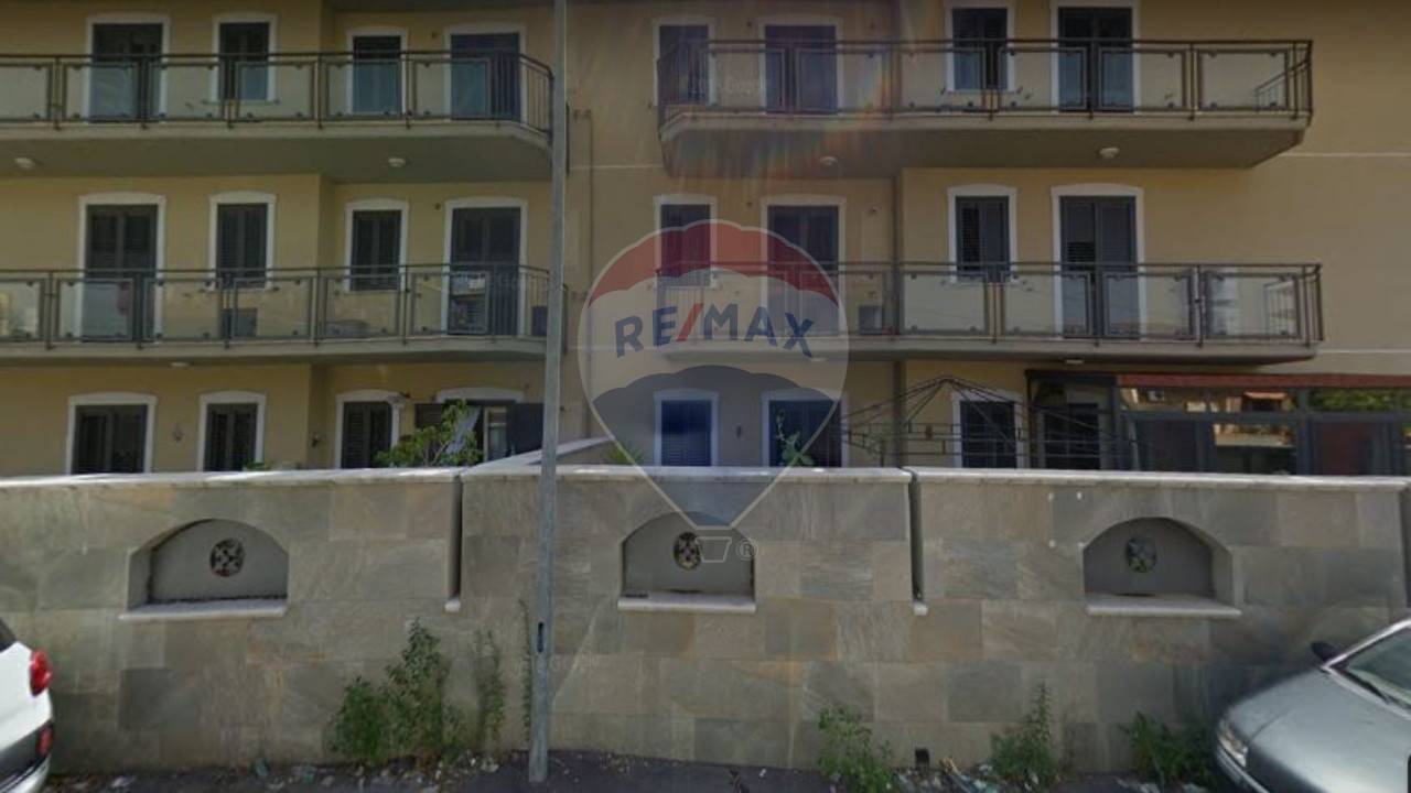 26m² Garage in Gravina di Catania, Italy No. 282673