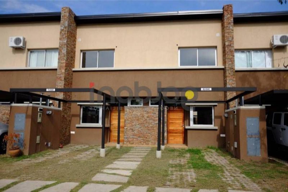 2 bedrooms Apartment in Berazategui, Argentina No. 2292