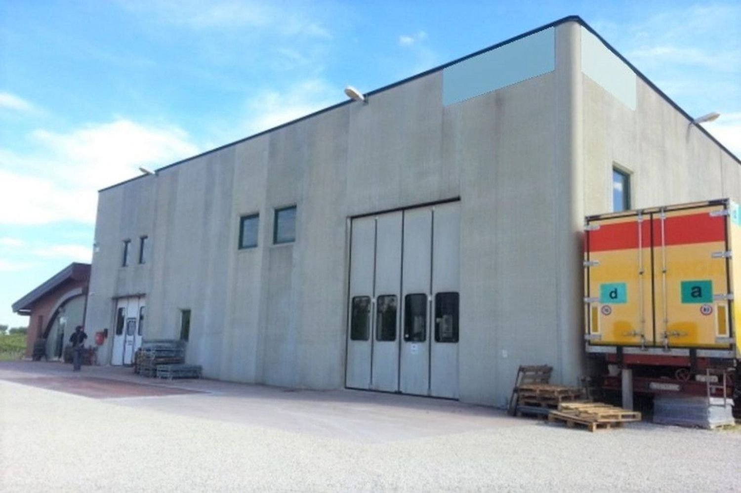 Lagerhaus in Corropoli, Italy 544m², Nr. 380605