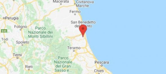 Lagerhaus in Corropoli, Italy 544m², Nr. 380605 8