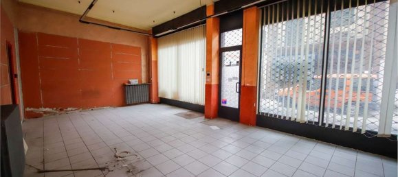 4 rooms Commercial property in Montanaro, Italy No. 71709 6