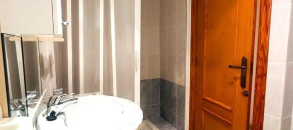 Apartamento de 2 dormitorios en Torrevieja, Spain No. 189545 5