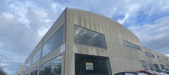 Entrepôt à Valladolid, Spain 1110m² No. 68684 5