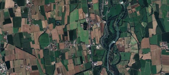 Terrain à Torre Pallavicina, Italy No. 379275 4