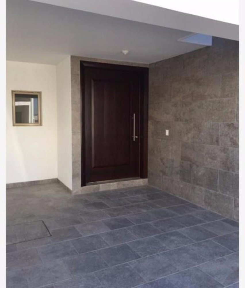 3 bedrooms House in Playa Vicente, Mexico No. 157582