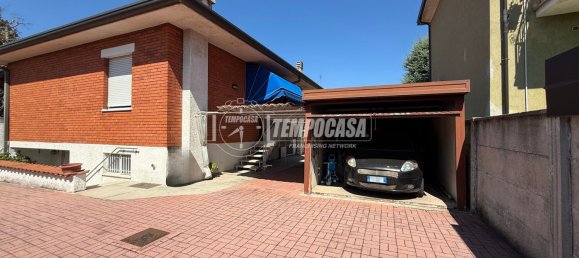 4 rooms Villa in Busto Garolfo, Italy No. 305110 16