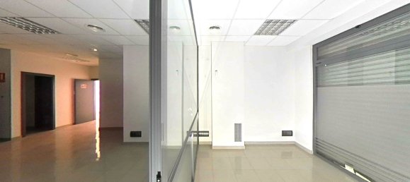 387m² Commercial property in Olesa de Montserrat, Spain No. 161292 12