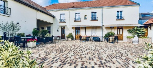 7 bedrooms Villa in Ecueil, France No. 55848 2