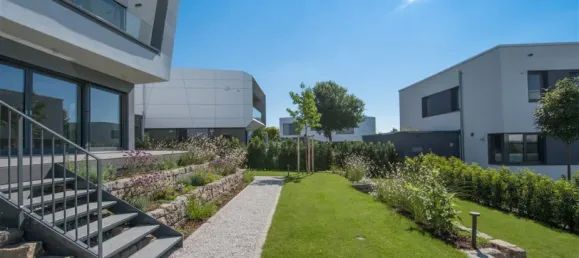 5 Schlafzimmer Villa in Frankfurt am Main, Germany, Nr. 274534 2