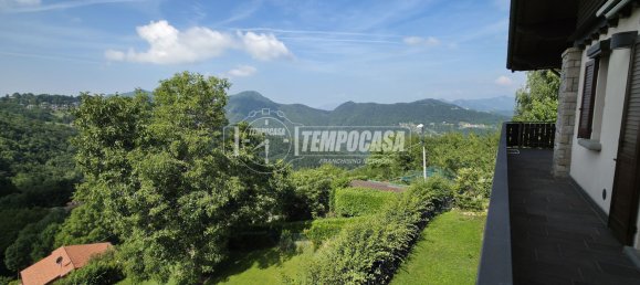 3 rooms Apartment in Aviatico, Italy No. 275020 8