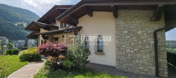 3 rooms Apartment in Aviatico, Italy No. 275020 9