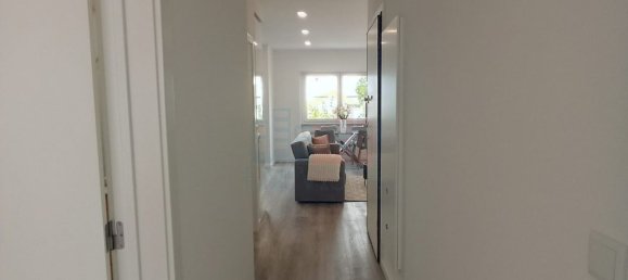 3 bedrooms Apartment in Lisbon, Portugal No. 157797 8