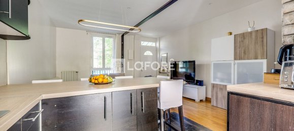 2 bedrooms House in Choisy-le-Roi, France No. 350106 5