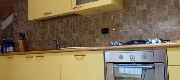 2 bedrooms Penthouse in Gallarate, Italy No. 381497 5