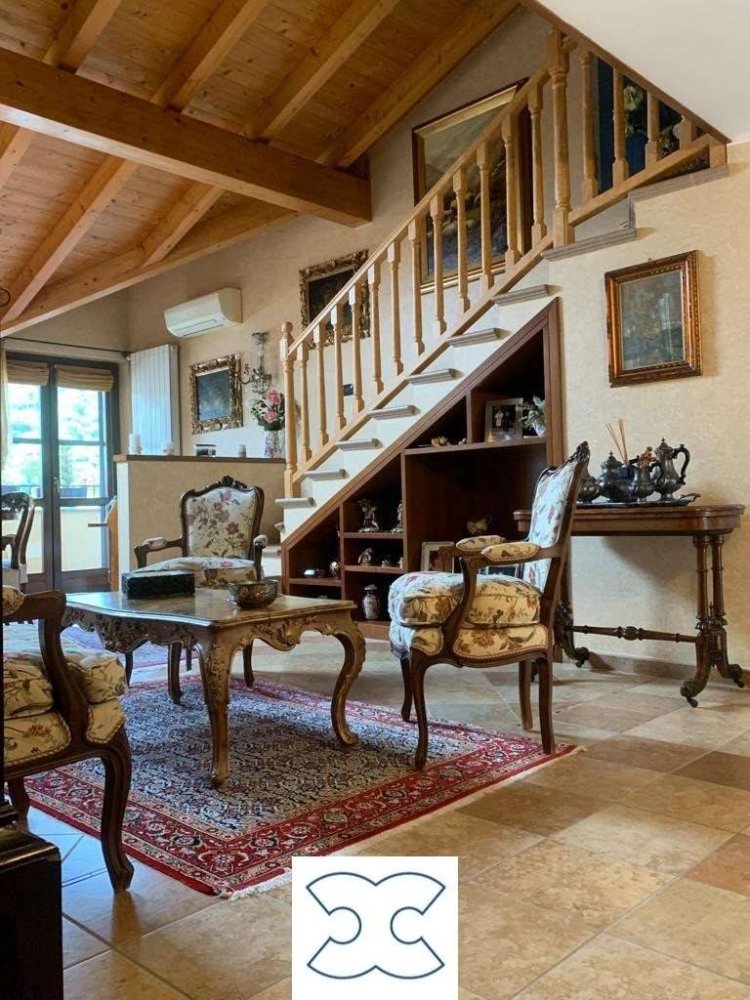 2 bedrooms Penthouse in Gallarate, Italy No. 381497