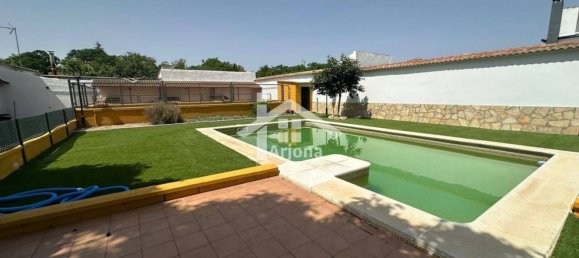 4 Schlafzimmer Haus in Cordoba, Spain, Nr. 160857 3