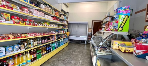 Propriété commerciale à Neive, Italy 45m² No. 59111 4