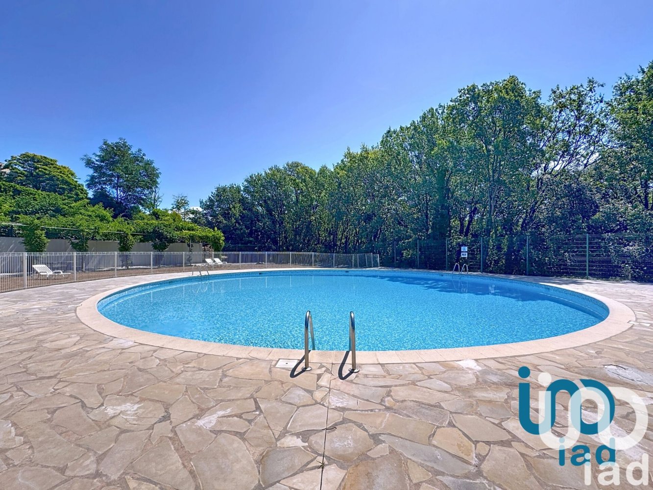 2 rooms Apartment in Valbonne, France No. 294292