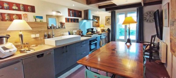 4 bedrooms House in Pluvigner, France No. 330470 11