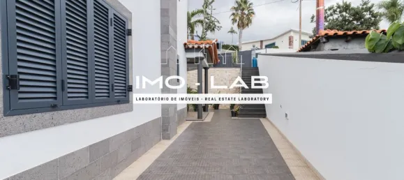 3 bedrooms Villa in Funchal, Portugal No. 133535 15