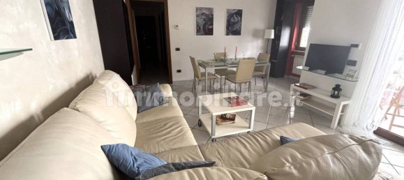 Apartamento de 2 dormitorios en Trieste, Italy No. 275737 3