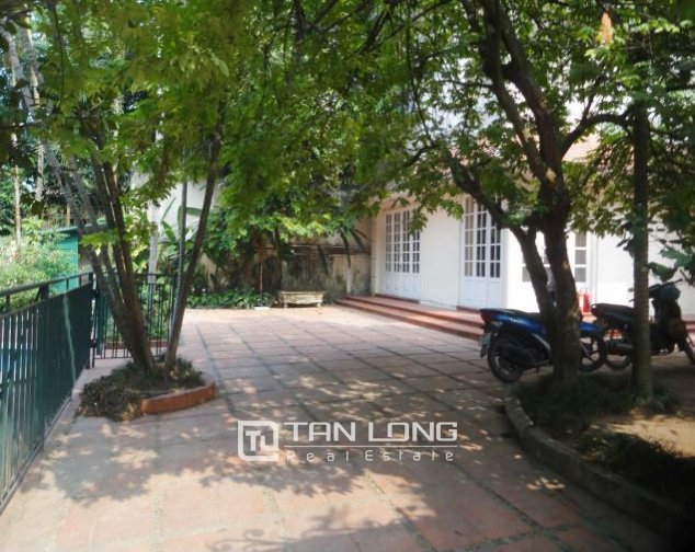 4 bedrooms Villa in Tay Ho, Vietnam No. 3508