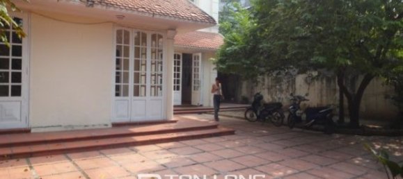 4 bedrooms Villa in Tay Ho, Vietnam No. 3508 5